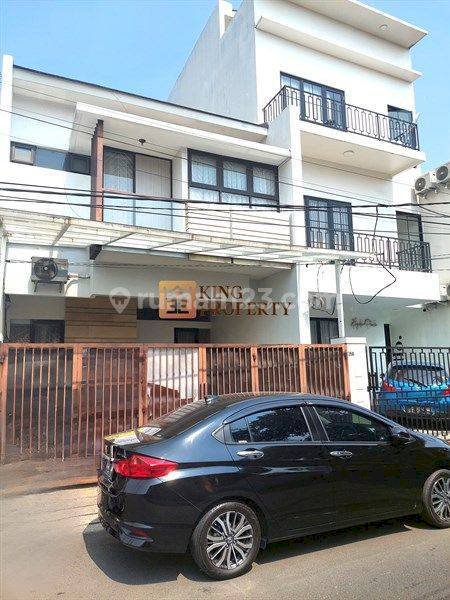 Dijual Rumah Tomang 150m2 Bagus Terawat Bebas Banjir SHM