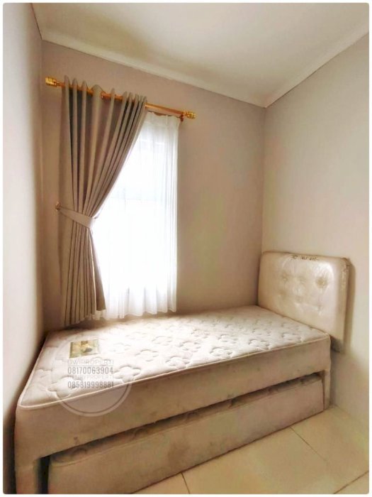 Medit 2 Unit 2BR Sdh Renov View Kolam Lt. Tinggi SHM
