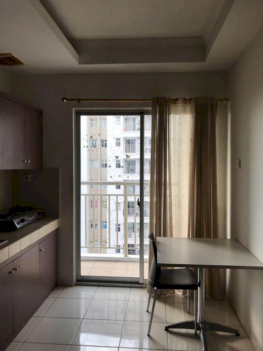 Mediterania Garden 2 Unit 2BR Furnish Bagus View Kolam Lt. Tinggi