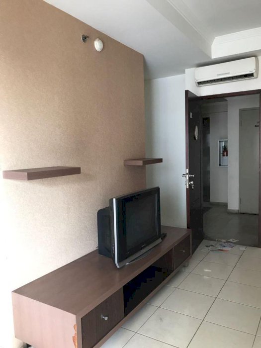 Mediterania Garden 2 Unit 2BR Furnish Bagus View Kolam Lt. Tinggi