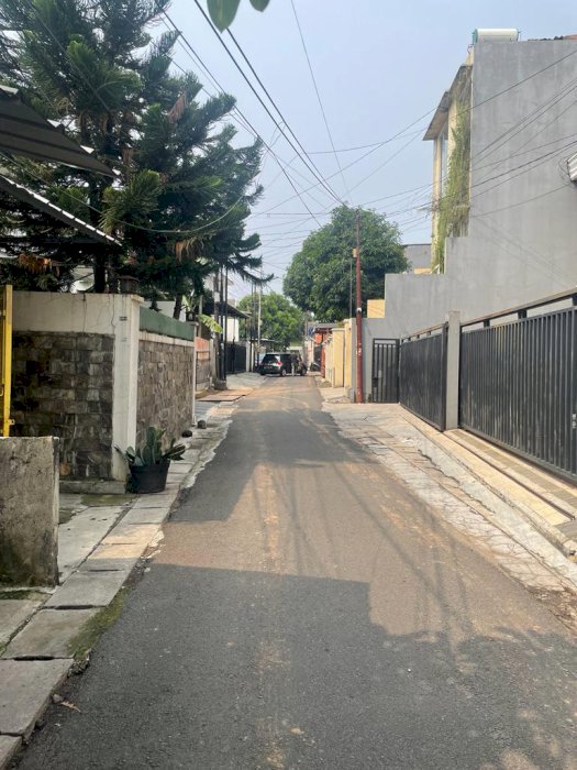 Jual tanah bonus rumah lokasi elit strategis