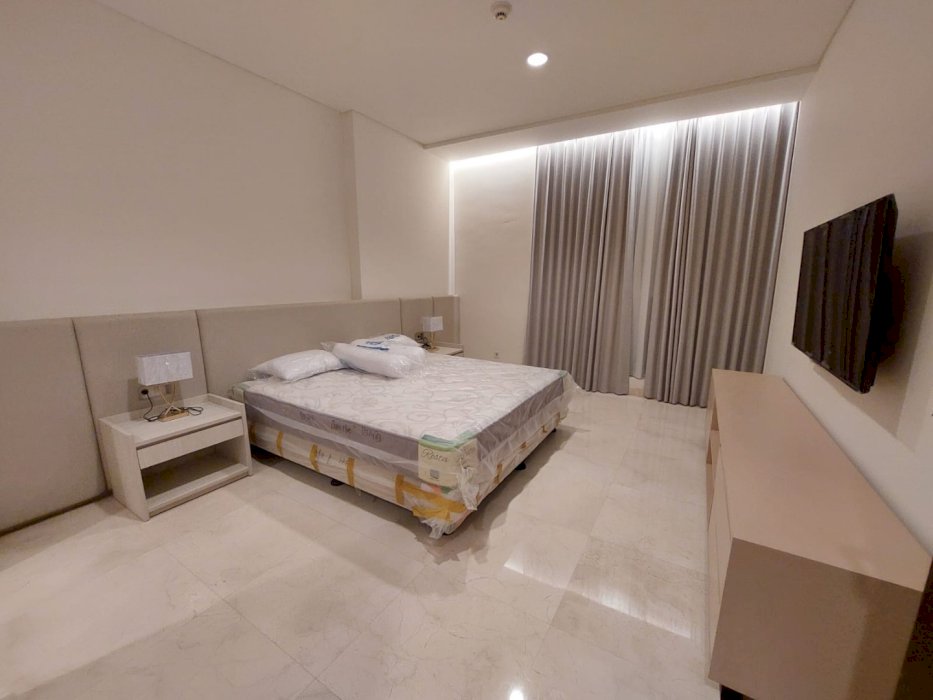 Four Winds Apt. Unit BARU Lux 2BR+1Study Full Furnish Best City View
