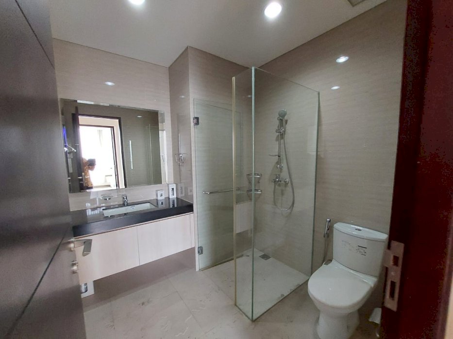 Four Winds Apartment Unit Cantik 2BR Full Furnish Best City View
