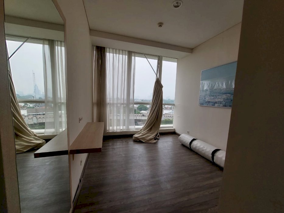 Four Winds Apartment Unit Cantik 2BR Full Furnish Best City View
