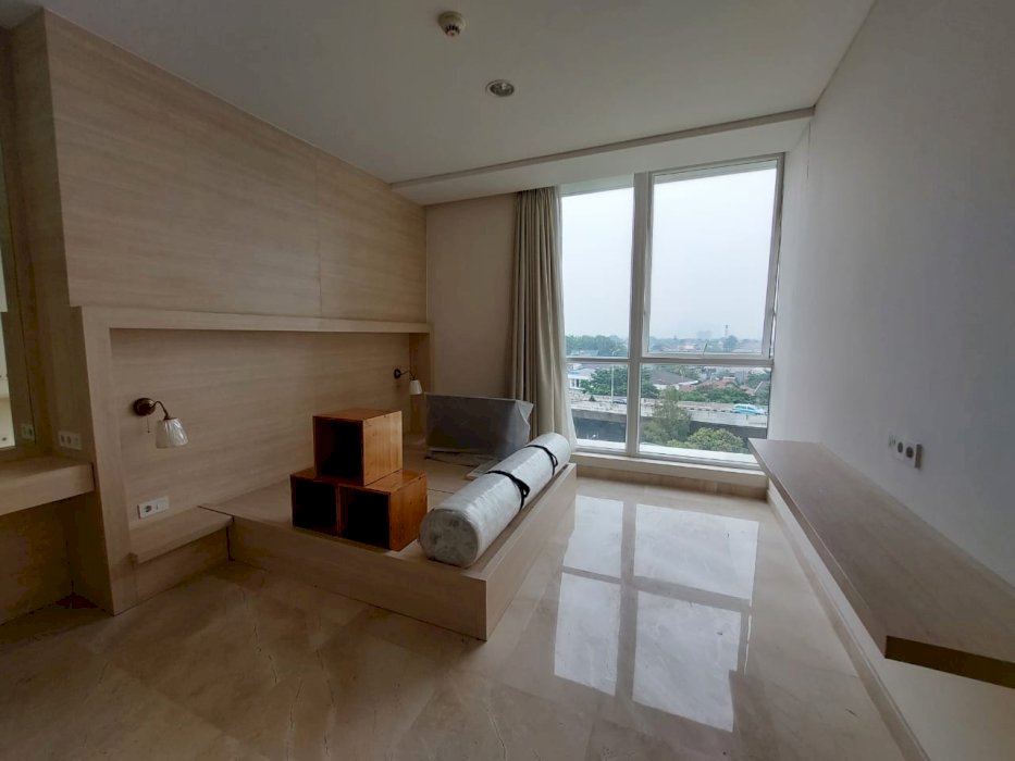 Four Winds Apartment Unit Cantik 2BR Full Furnish Best City View