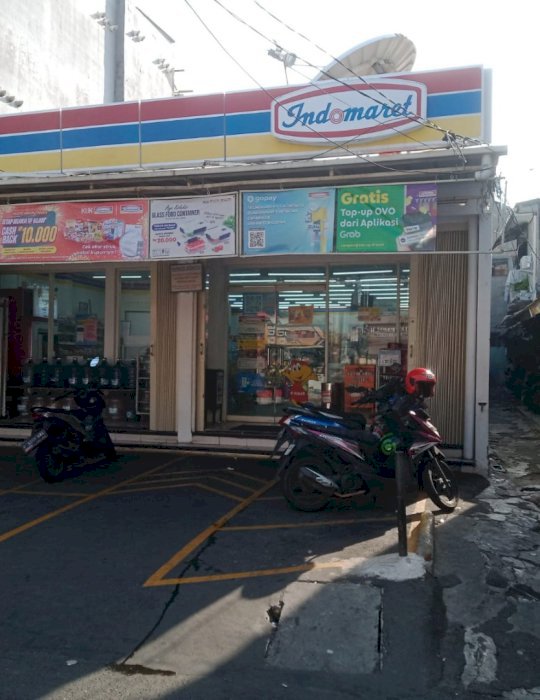 Dijual tanah serta bangunannya