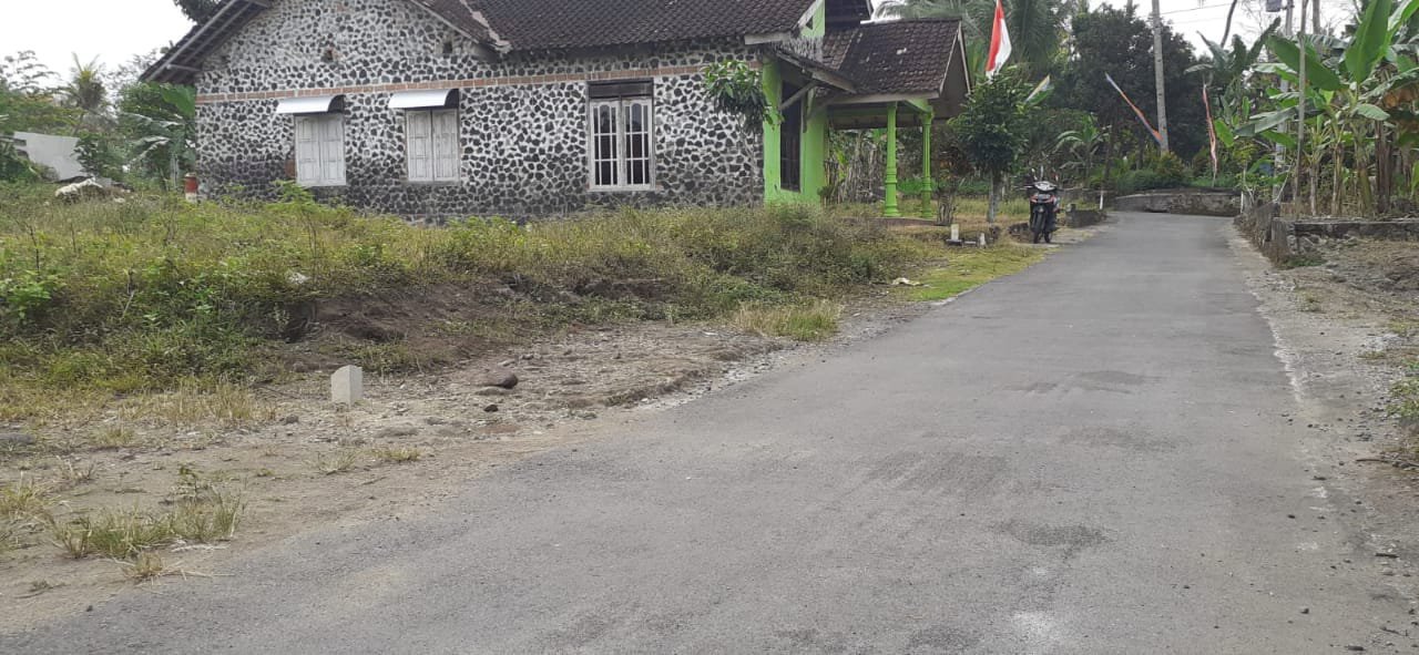 Dijual tanah pekarangan di bimomartani akses jala aspal luas 107m2