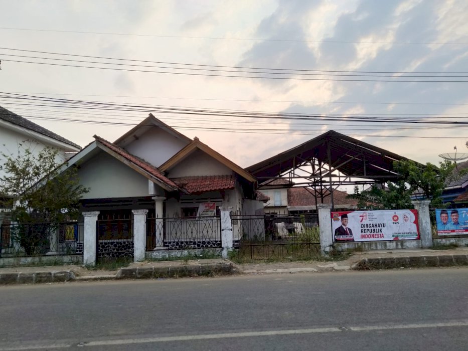 Rumah di Jalan Raya Jatiwangi, Majalengka