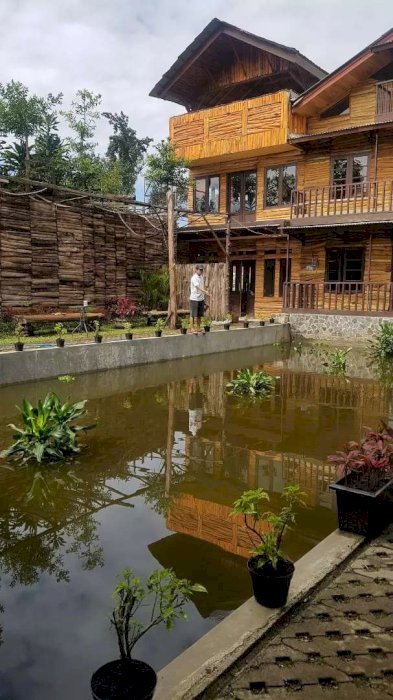 Villa Kayu Di kota Lembang Kab Bandung View
