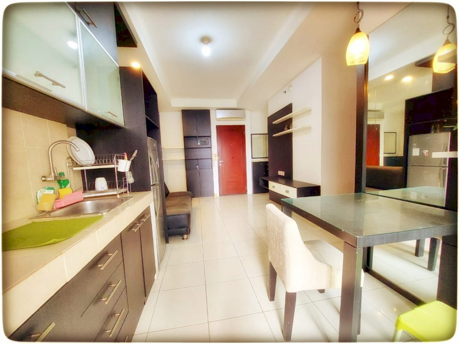 Medit 2 Unit 2BR Sdh Renov Furnish View POOL Lt. RENDAH Bisa KPA
