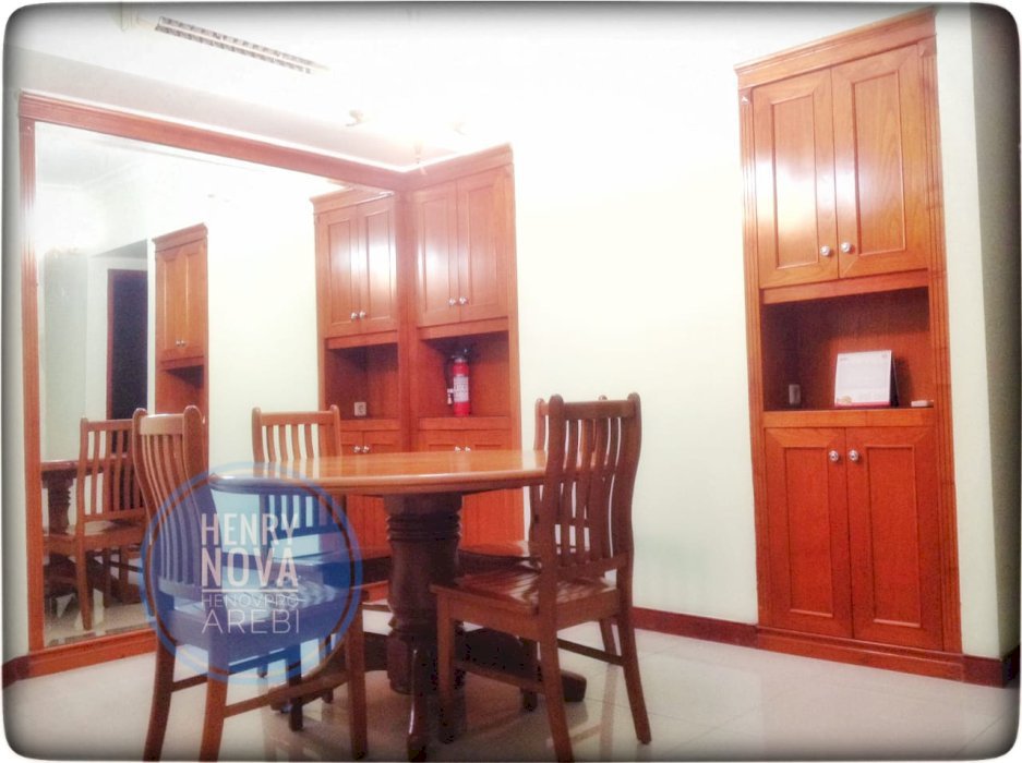 Taman Anggrek Condominium Unit Sudut 2+1BR City View Renov Furnish