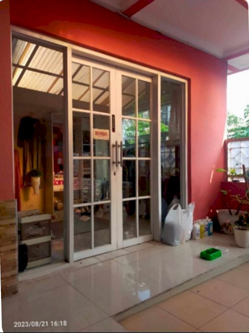 Rumah nyaman strategis di Bandung Timur