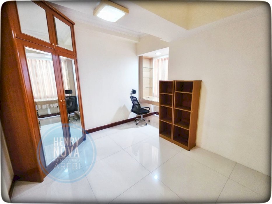Disewa Taman Anggrek Unit 2+1BR Full Furnish City View