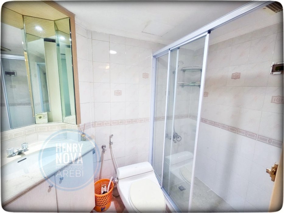 Disewa Taman Anggrek Unit 2+1BR Full Furnish City View