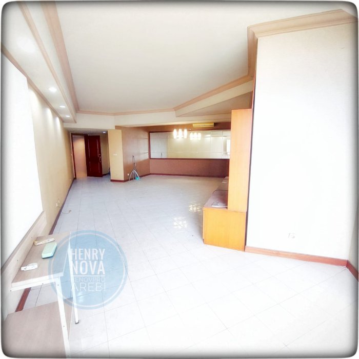Taman Anggrek Condominium Unit  3+1BR City View Dijual Cepat