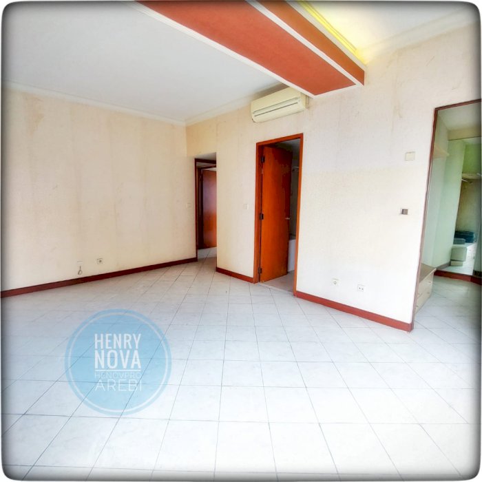 Taman Anggrek Condominium Unit  3+1BR City View Dijual Cepat