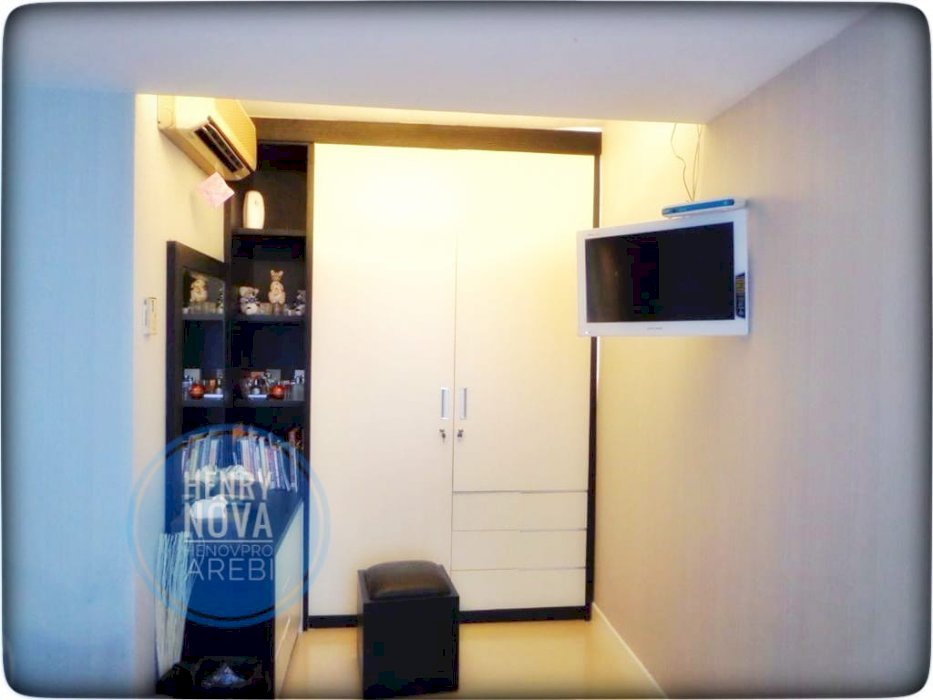 Taman Rasuna Unit Cantik 2+1BR FF Sudah Renov Hadap City
