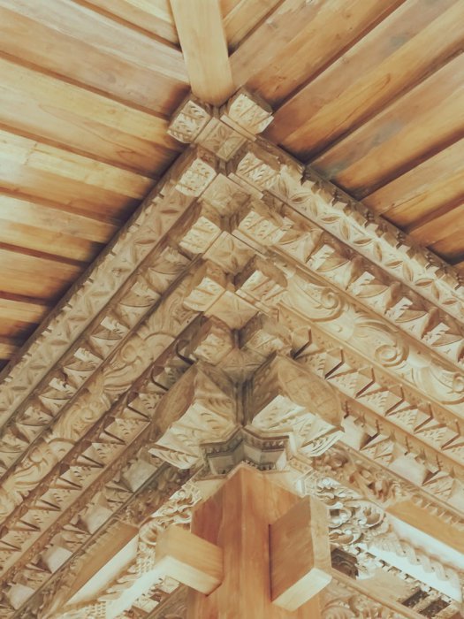 Rumah joglo full ukir kayu jati, tersedia ukuran soko guru 30×30