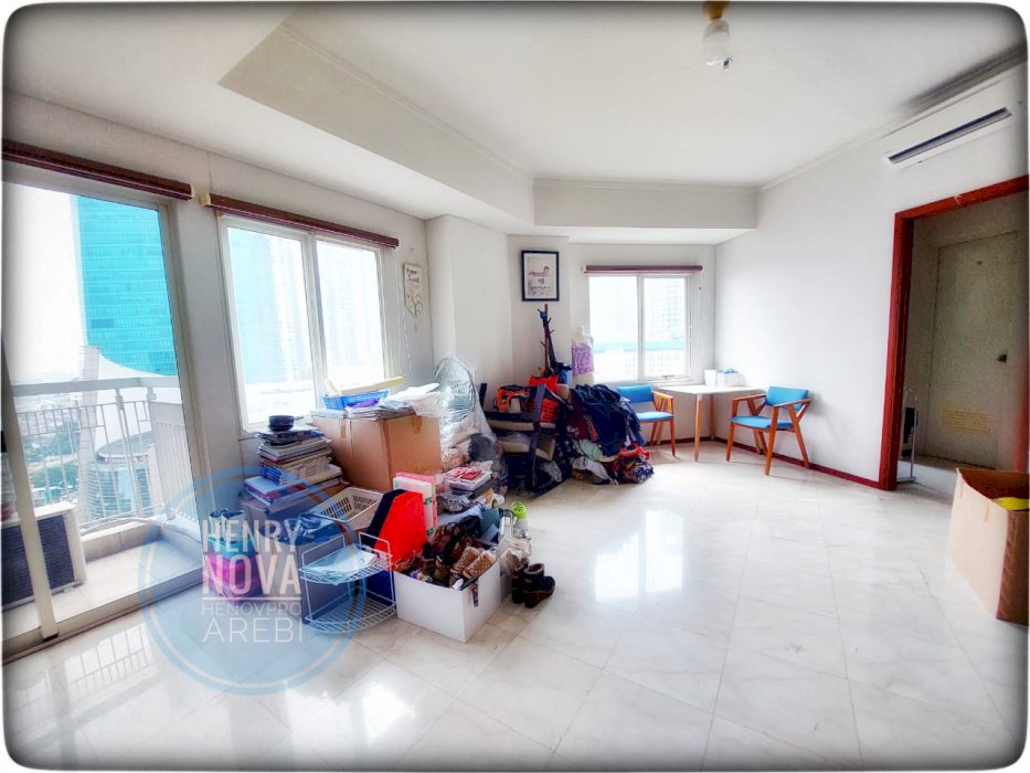 Royal Medit Unit 2+1BR Full Funish Semi Private Lift Best City View