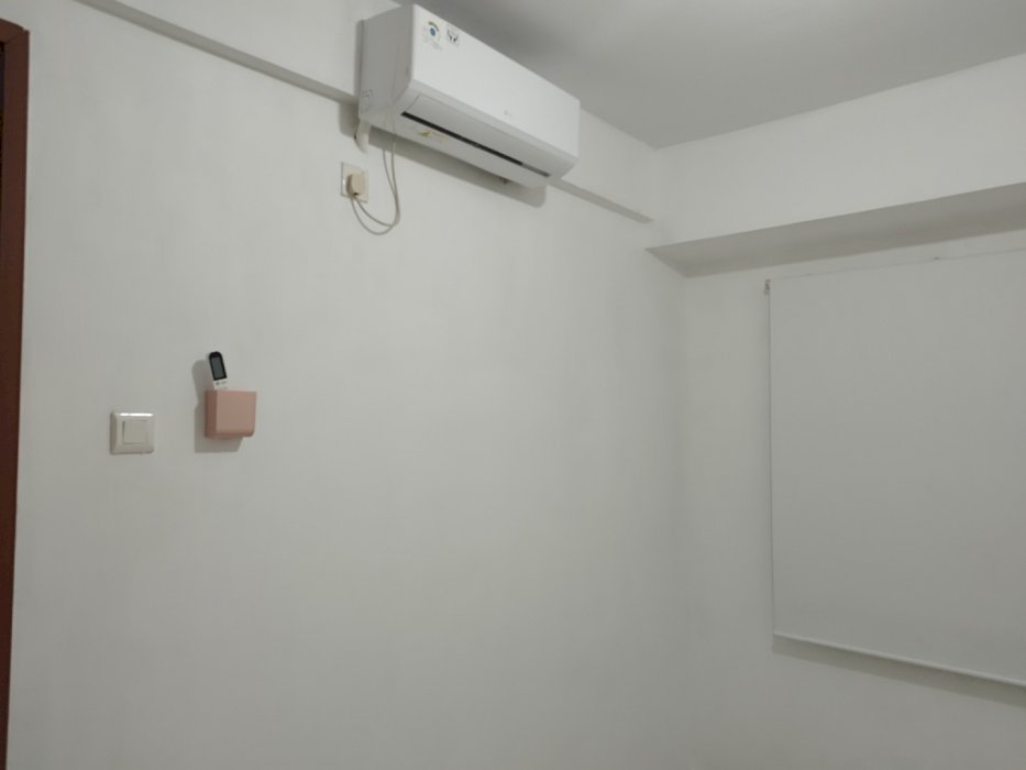 Sewa Apartemen Jakarta Barat 2 BR Istimewa - lantai rendah - strategis