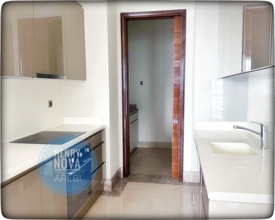Apt. District 8 Unit 4+1 BR SCBD Sudirman Best Pool View