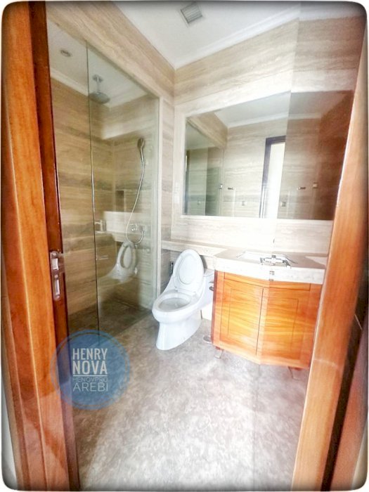 Apt. District 8 Unit 4+1 BR SCBD Sudirman Best Pool View