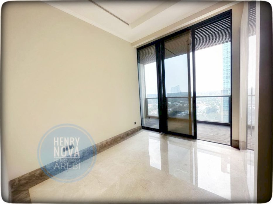 Apt. District 8 Unit 4+1 BR SCBD Sudirman Best Pool View