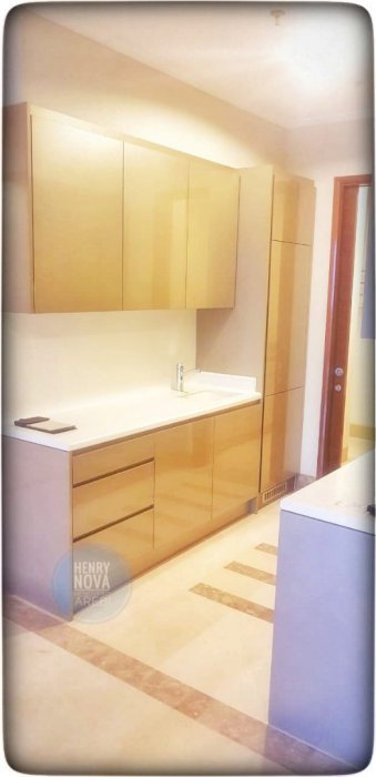 Apartment District 8 Unit 4+1 BR Best City View