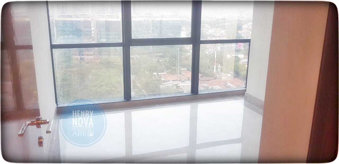 Apartment District 8 Unit 4+1 BR Best City View