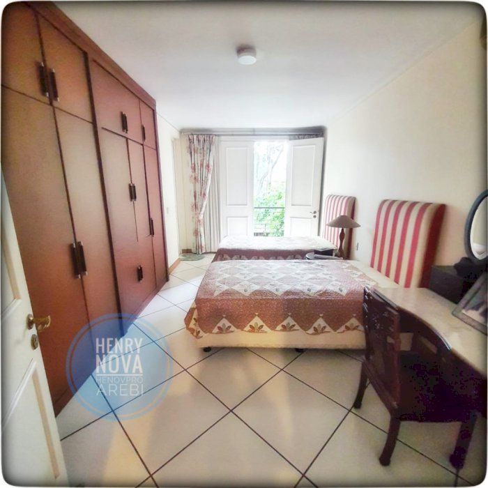 RUMAH Menteng Jkt Pusat Lokasi Elit Dkt.Taman Menteng