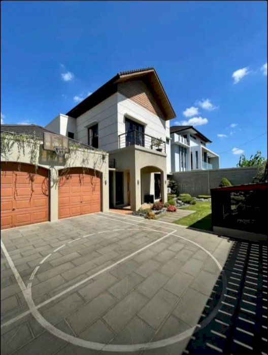 Rumah Mewah Furnish komplek Budi Indah Setiabudi
