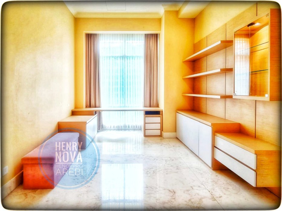 Botanica Apartment Town House Private Pool Dekat Binus University