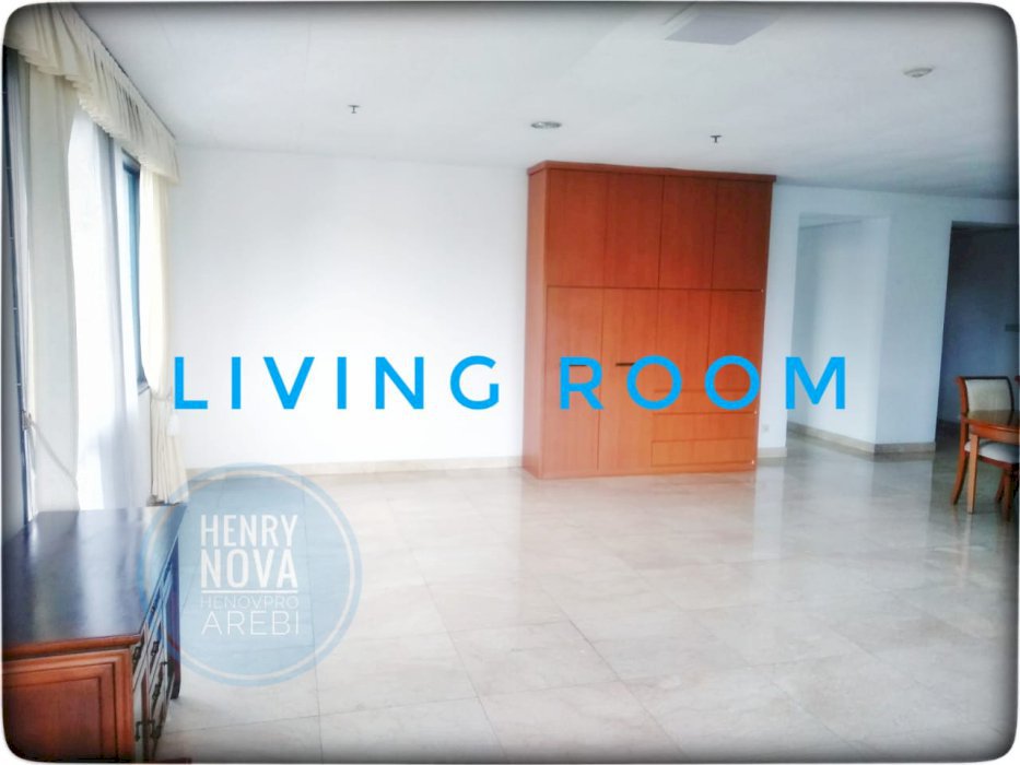 Disewa Park Royale Executive 3BR Full Furnish Best City View