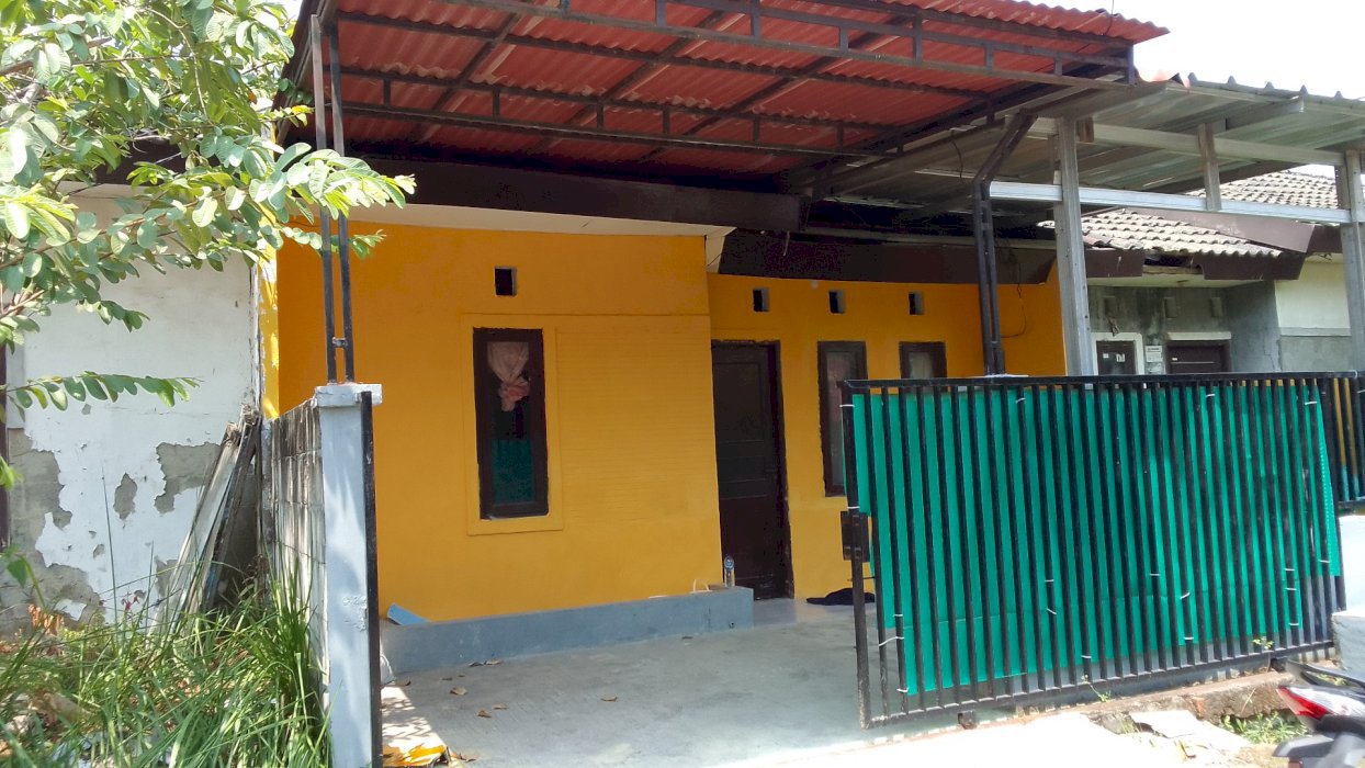Di jual rumah di Perum kota serang baru cikarang selatan bekasi
