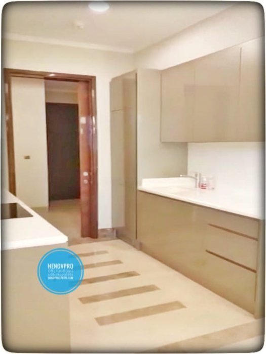 Apt. District 8 Unit 3+1 BR SCBD Sudirman Best City+ Pool View
