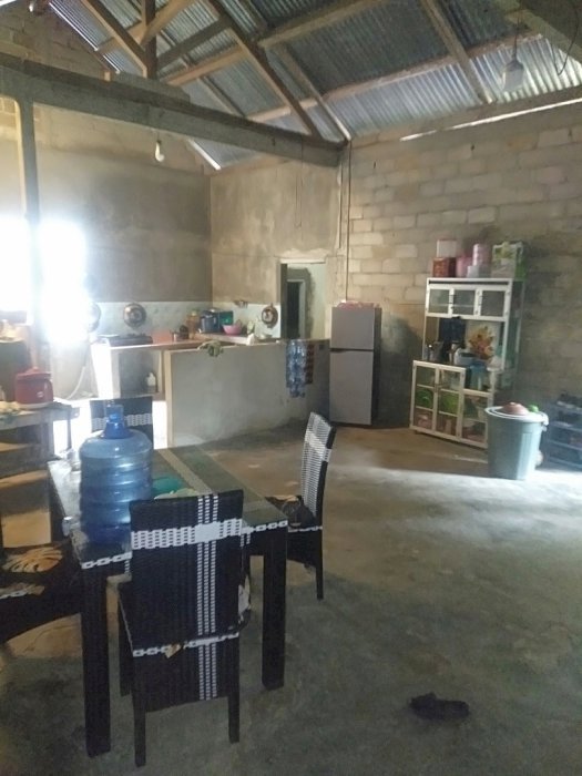 Rumah dijual cepat  mau pindah ke luar negeri