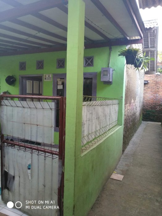 Jual rumah lokasi strategis lokasi Depok