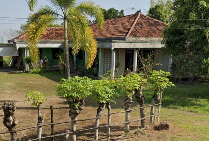 Dijual tanah dan rumah
