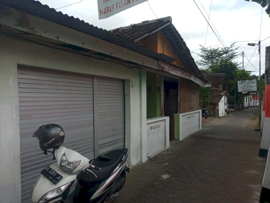 DIJUAL RUMAH DALAM KOTA DEKAT MANDALA KRIDA YOGYAKARTA