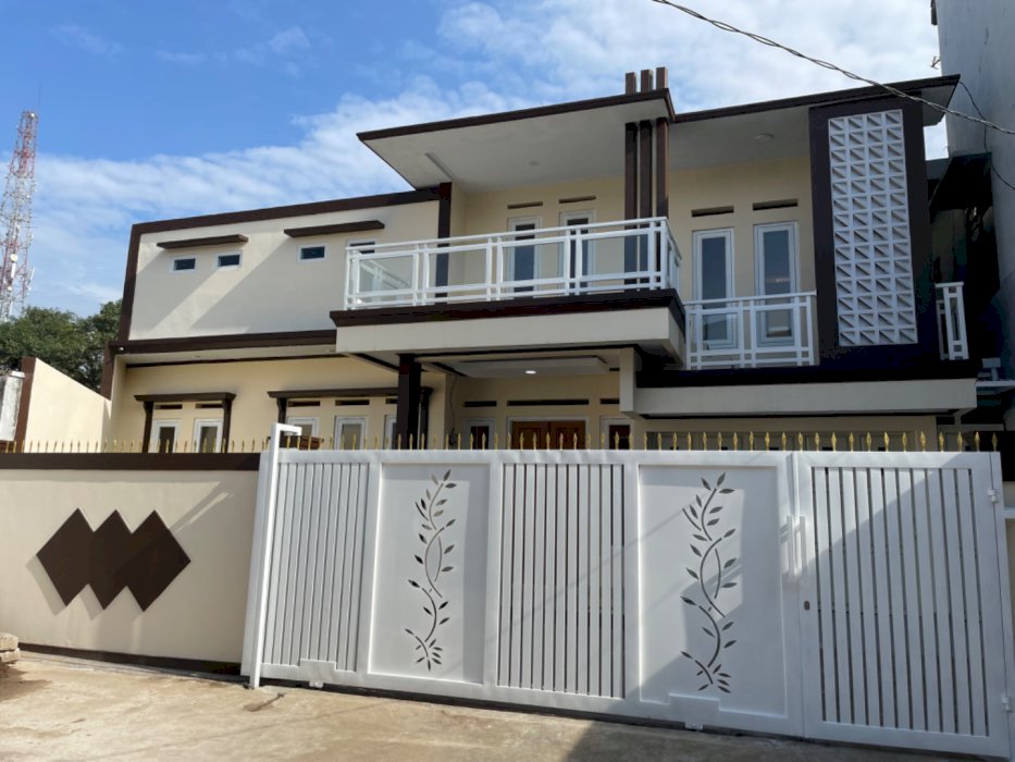 Di jual Rumah bangunan Baru , dintengah kota bandung
