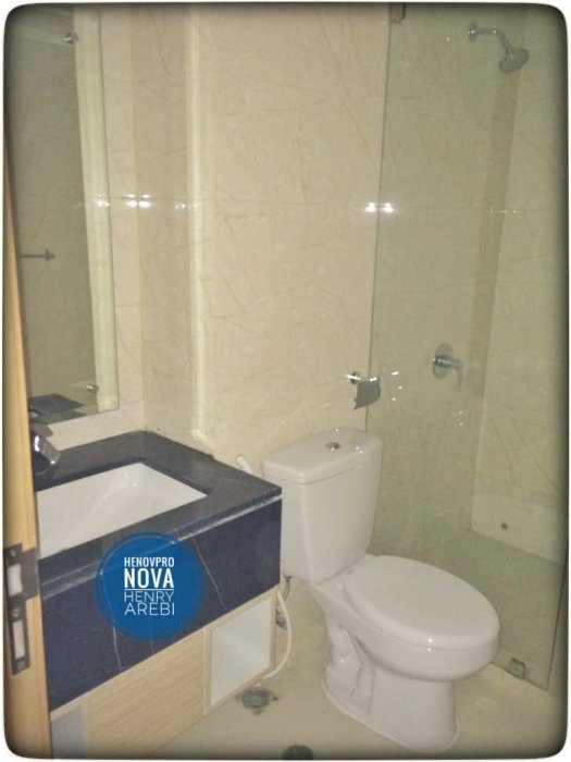The MANSION KEMAYORAN 2BR MID FL. POOL, CITY DAN GOLF VIEW