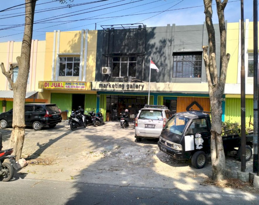 Percuma iklan disini mau jual Ruko udah 17 rb yang lihat no respon