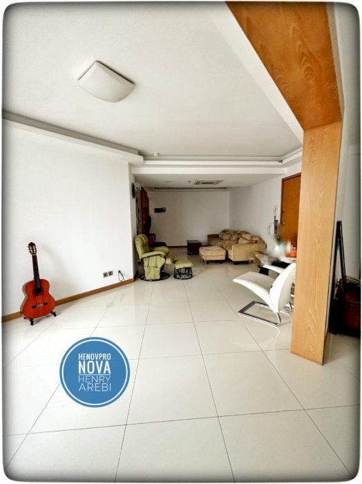 Taman Rasuna 4+1BR 148m², TERBESAR SDH RENOV CITY VIEW