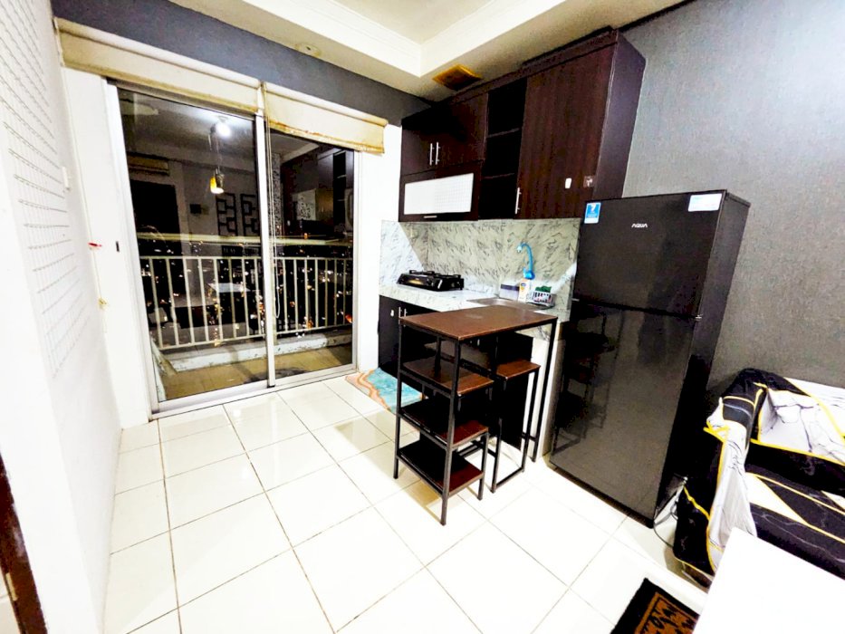 Medit Unit 2 BR Unit Ciamik Full Furnish And Renov Mid Fl City View