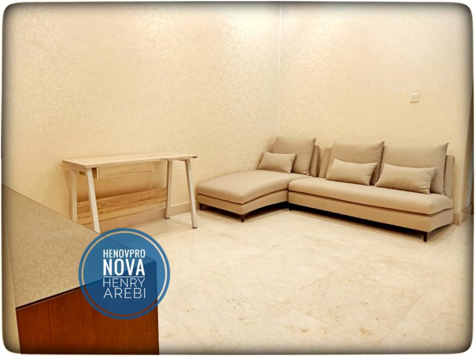 Pakubuwono Residence Unit Cantik 3+1BR Pool View
