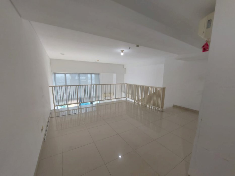 Soho @Podomoro City Office Space For Rent Mid Floor with City View
