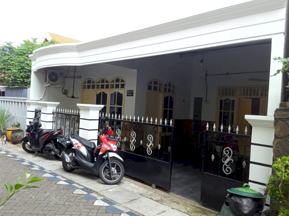 Rumah Nyaman  siap huni Surabaya Barat