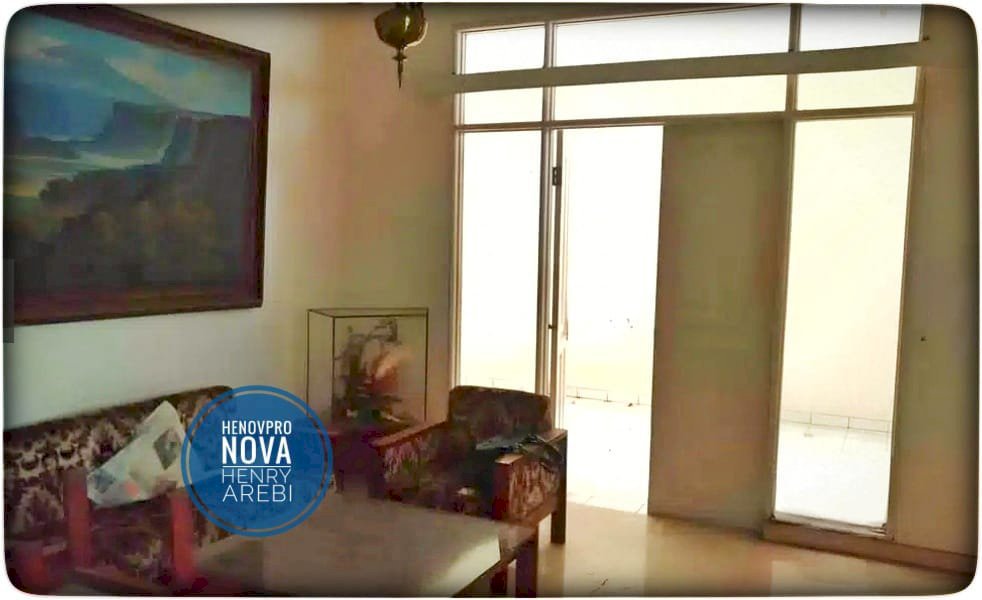 TURUN HARGA DARI 42 M JADI 20 DIJUAL BU Rumah di Menteng
