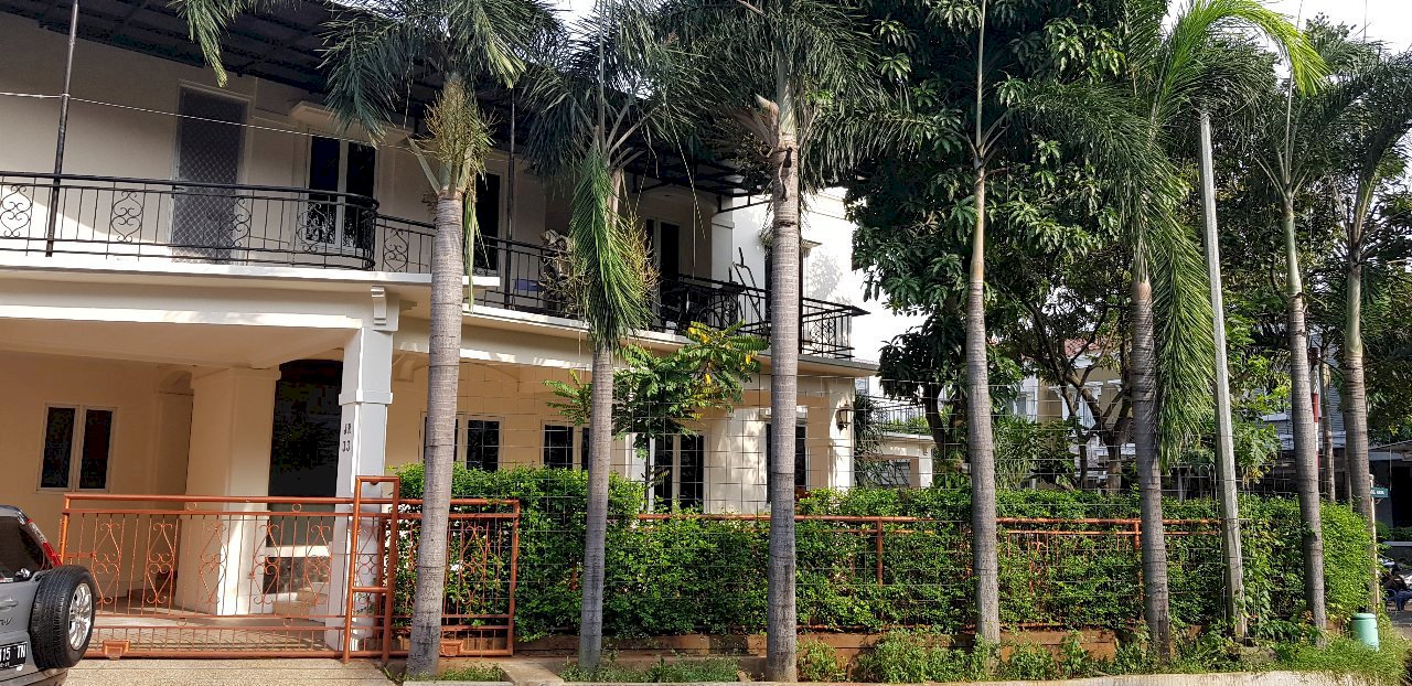 Rumah Permata Mediterania 2 Lt. SHM Hoek Dijual Dibawah Appraisal