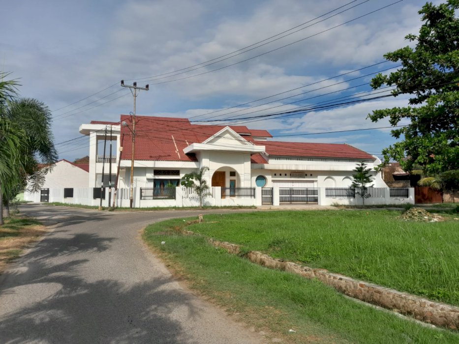 DI JUAL RUMAH LUAS DI PADANG SUMATERA BARAT